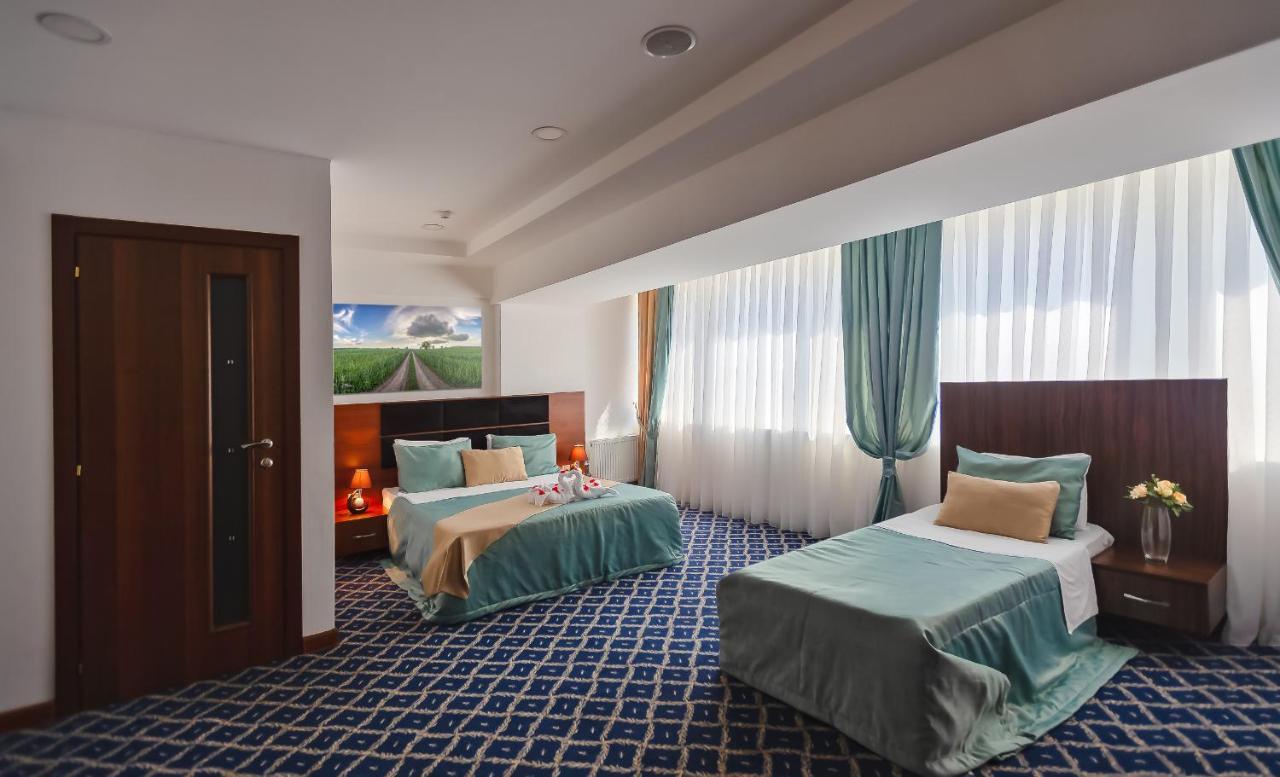Demir Yol Plaza Hotel 바쿠 외부 사진